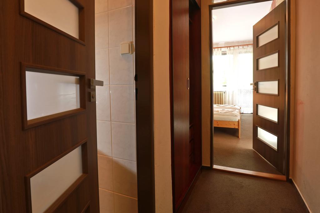 Hotel Zimni Stadion Náchod Kültér fotó